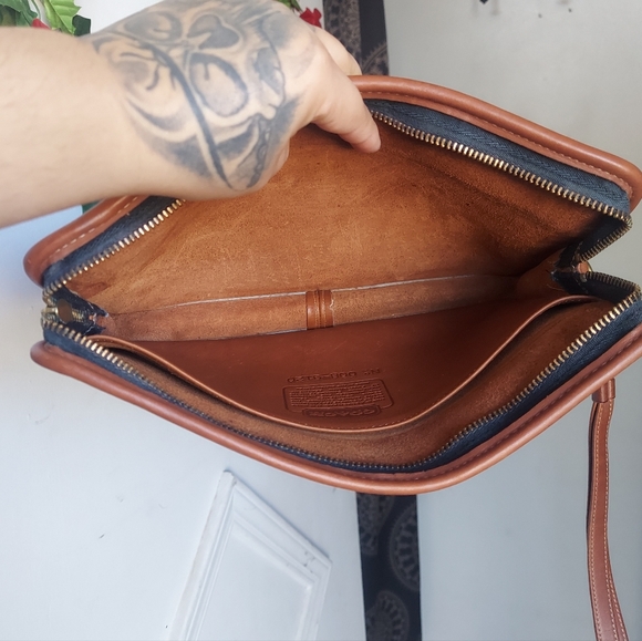 Vintage Coach British Tan Standard Clutch 5140 🤎 READ
